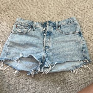 Levi light washed Jean shorts